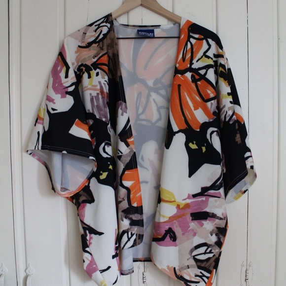 Raygun Print Shawl - Picture 2 of 5